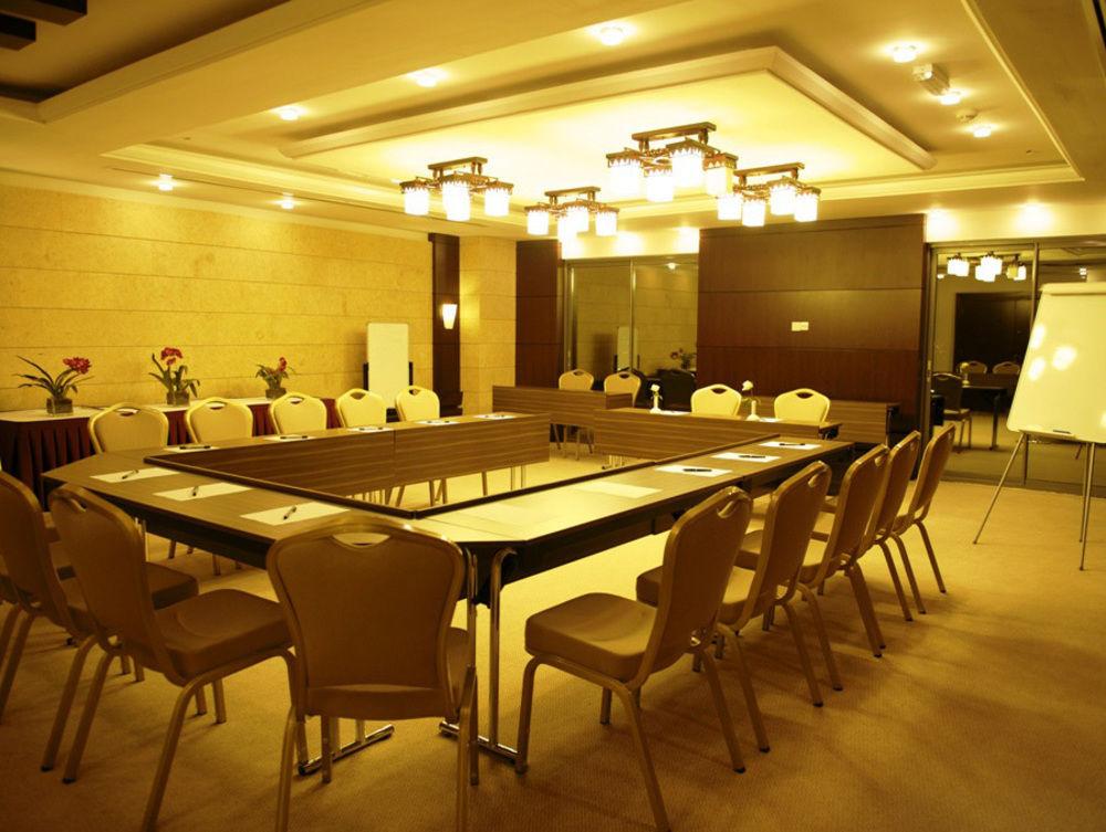 Grand Bellevue Hotel Apartment Dubai Facilități foto